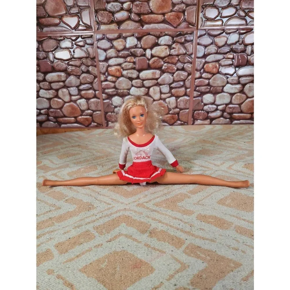 1981 Mego Jordache Cheerlearder Doll #A92